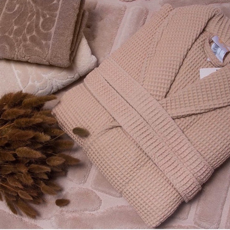 Уютные пледы, пижамы, халаты, полотенца, постельное белье и коврики