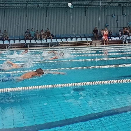 Відкриття басейну