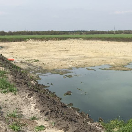 Жителі вулиці Лугова стали заручниками каналізації