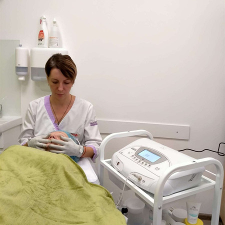 Мікрострумова  терапія