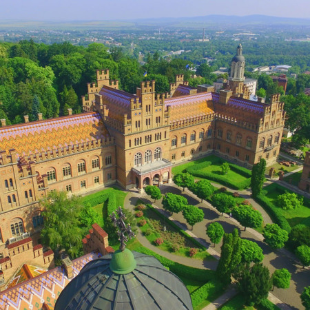 Резиденція митрополитів Буковини і Далмації