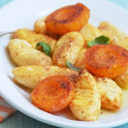 Ліниві вареники з абрикосами