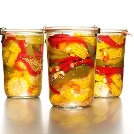 Маринована кукурудза з перцем