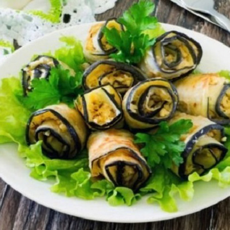 Рулетики з сиром і шинкою