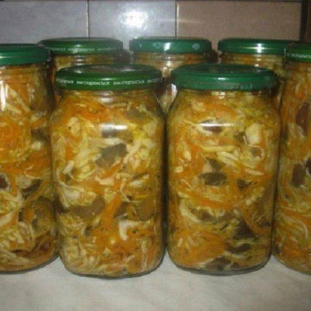 Капуста з баклажанами