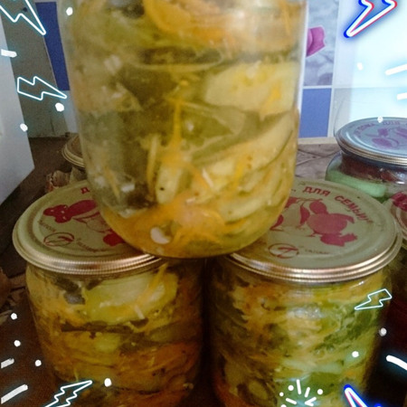 Огірки чи кабачки по-крейськи консервовані