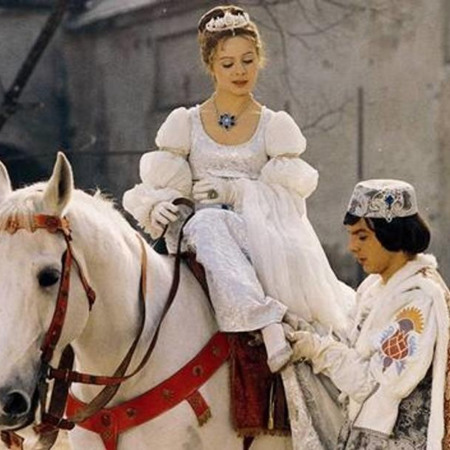 Три горішки для Попелюшки