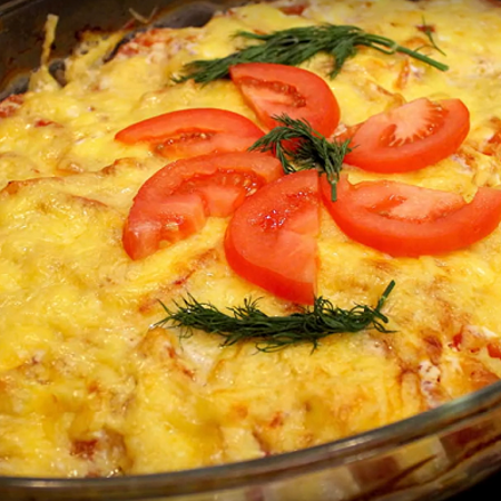 Мясо по французски с сыром и помидорами в духовке