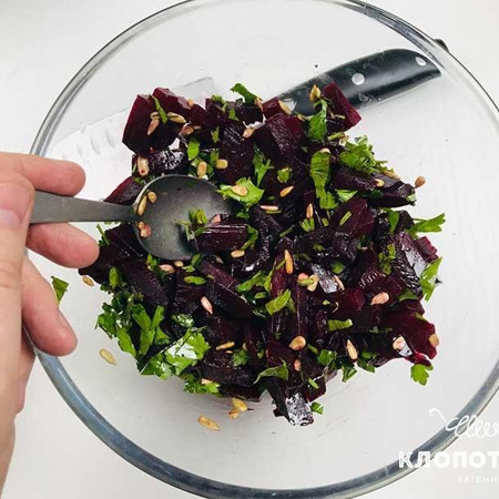 Салат з буряка з ароматною олією