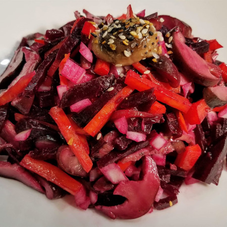 Салат з буряка та опеньків