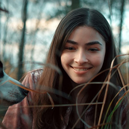 Лена та білий тигр