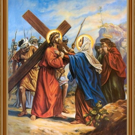 Хрест на плечі накладають