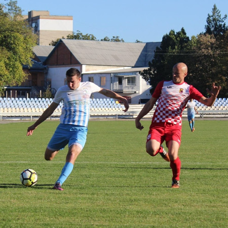 Центральний стадіон