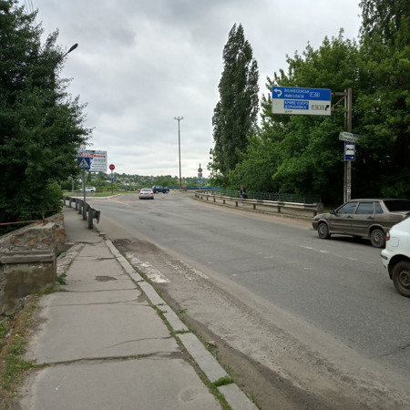 Перехід при виїзді з Богополю у бік центру міста
