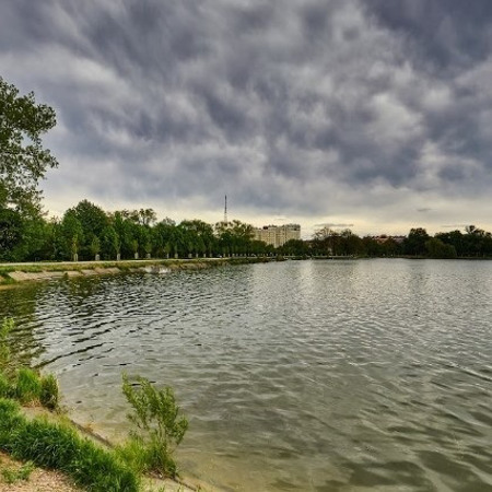 Пляж на міському озері у Моршині