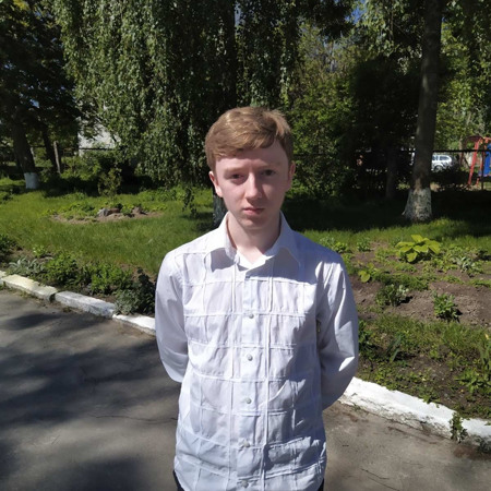 Костянтин Лаконцев, золота медаль, учень школи № 6