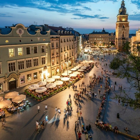 Полтава-Краків, Польща