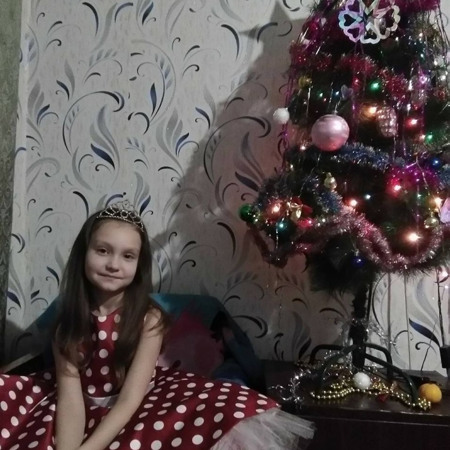 Вікторія Пілюсова, 7 років, смт Петропавлівка 