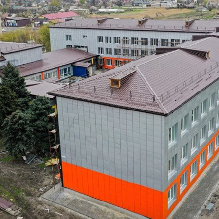 Велике будівництво в селищі