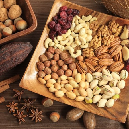 Із чим можна поєднувати горіхи