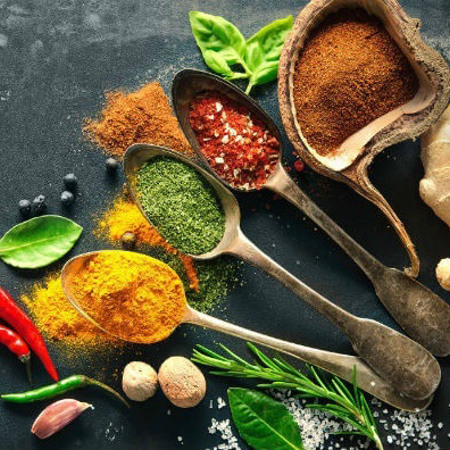 Прянощі та трави