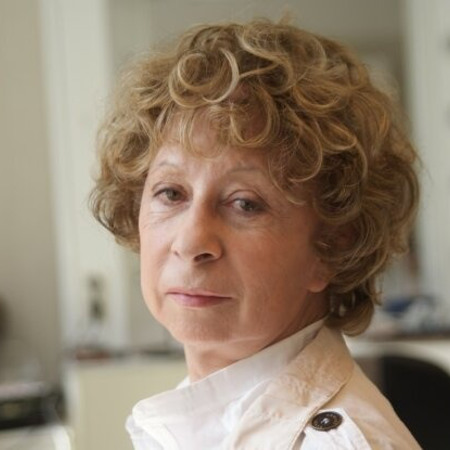 Лія Ахеджакова 