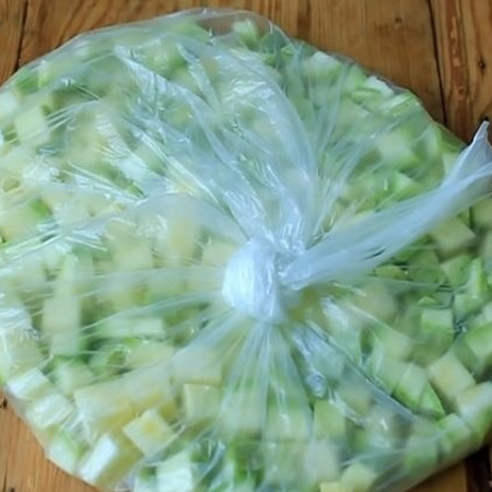 Заморожені кабачки