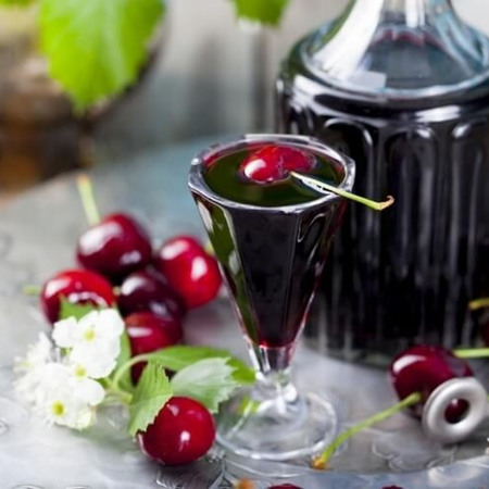 Наливка «П’яна вишня»