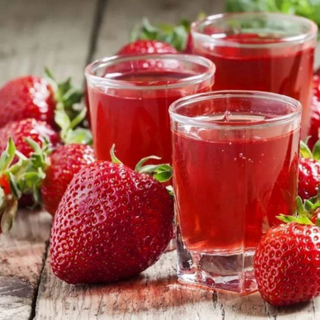 Полуничний морс