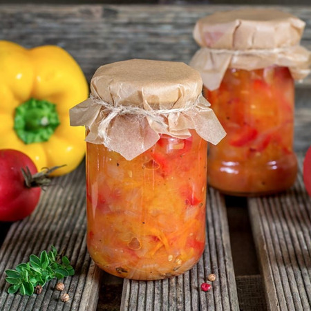 Лечо з морквою та цибулею