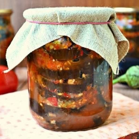 Баклажани в томатному соку