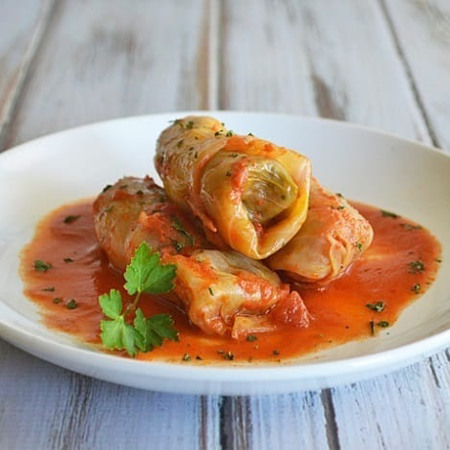 Пісні голубці з рису та риби