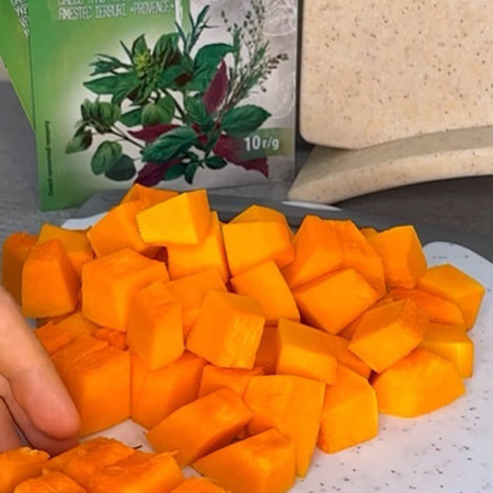 Смажний гарбуз з прованськими травами