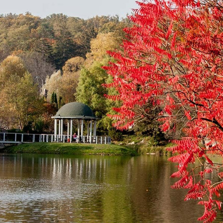 Парк "Феофанія"