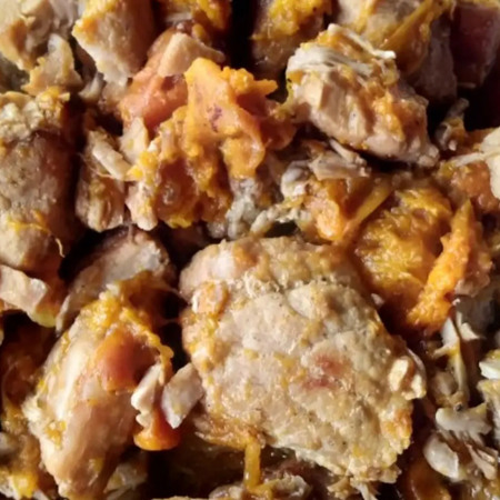 М’ясо з абрикосами