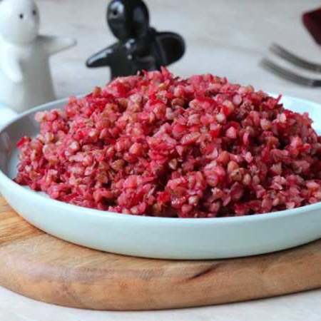 Гречана каша з печеним буряком і фетою
