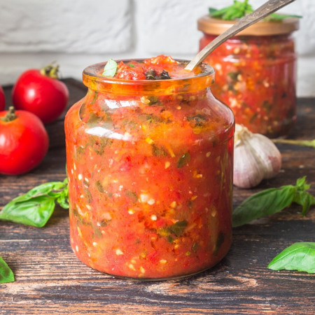 Томатний соус з базиліком 