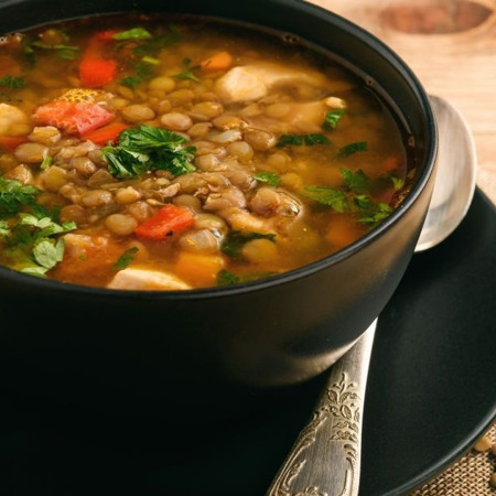 Сочевичний суп з овочами