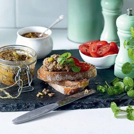 Крем-паштет із сала з яблуком і коньяком