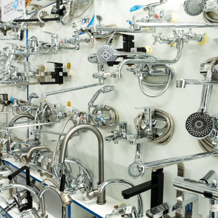 Сантехніка та комплектуючі