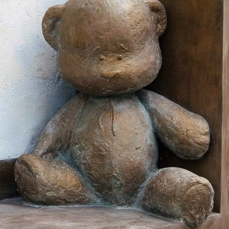  Іграшковий ведмедик