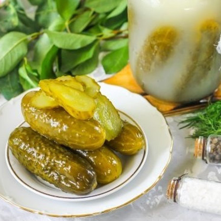 Квашені огірки