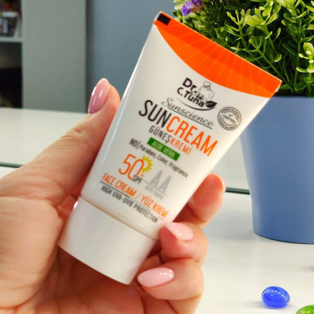 Солнцезащитный крем для лица SPF50+ Dr.Tuna 