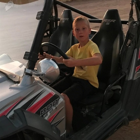 Діма  Воронкін, 6 років,  смт Петропавлівка