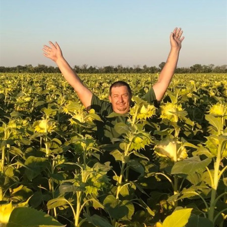 Успадкував від дядька справу