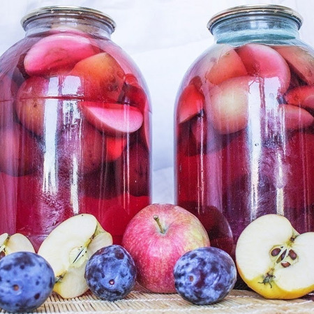 Компот "Асорті" з яблук, слив та груш