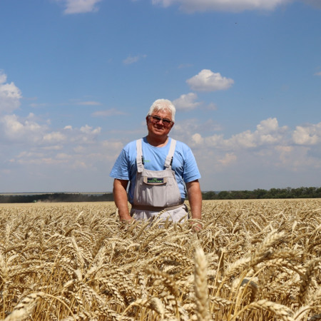 Шановні краяни!  Дорогі працівники  СФГ "Престиж"!