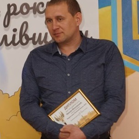 Максим Яблуновський, смт Петропавлівка