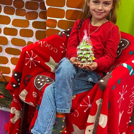 Анна  Притула, 7 років,  смт Петропавлівка