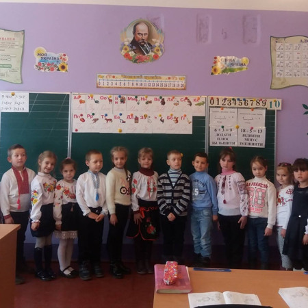 Петрівська школа